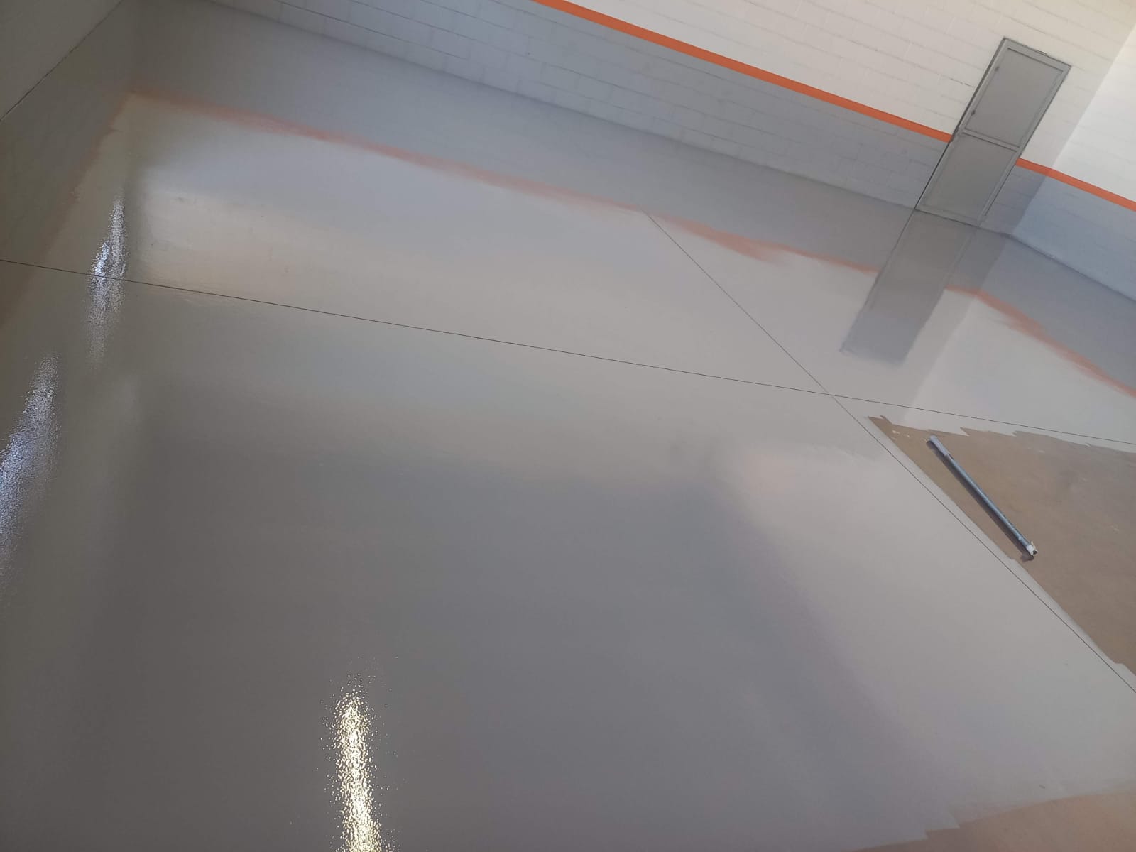 Pintura de piso — detalhe acabamento